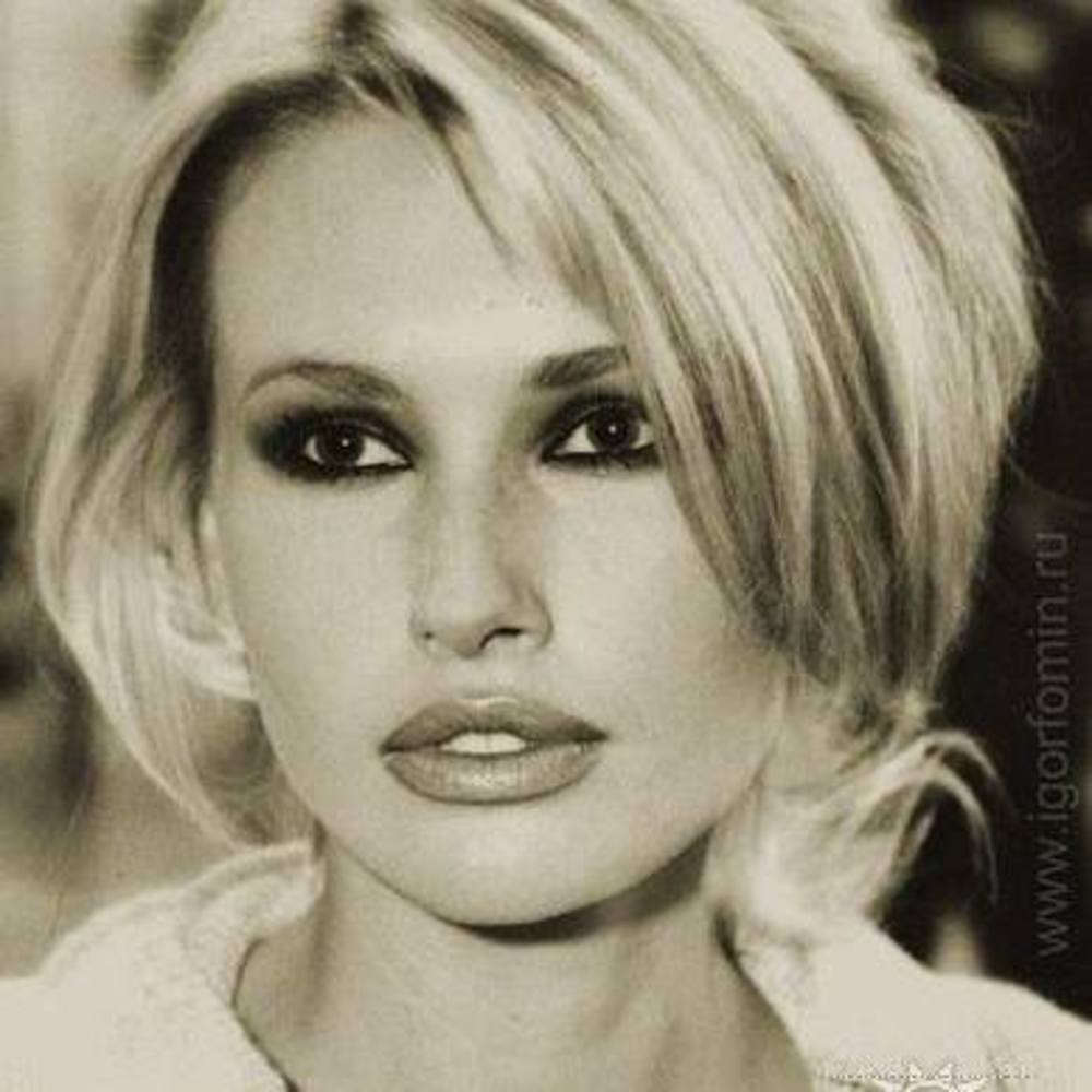 Meet your Posher, Мария